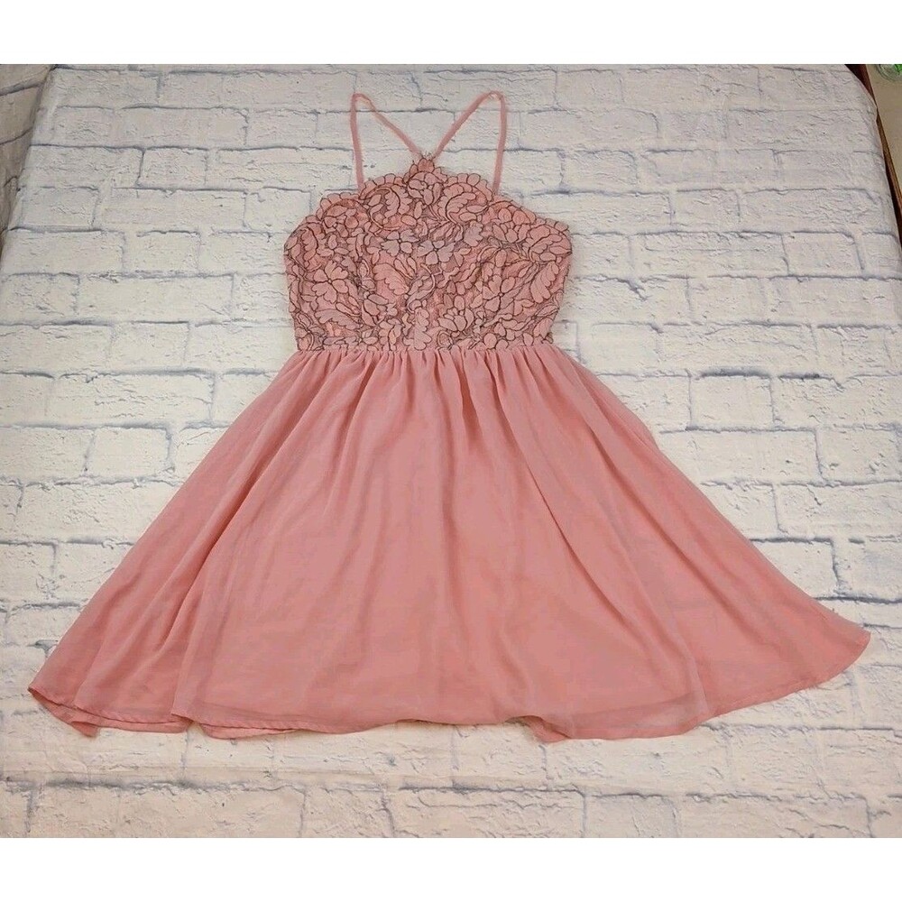 Lily Rose Mini Dress Size M Lace Halter Top Pink Skirted Romantic Feminine